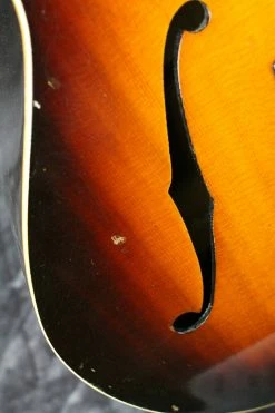 Electric 1937 Gibson ES-150T Tenor