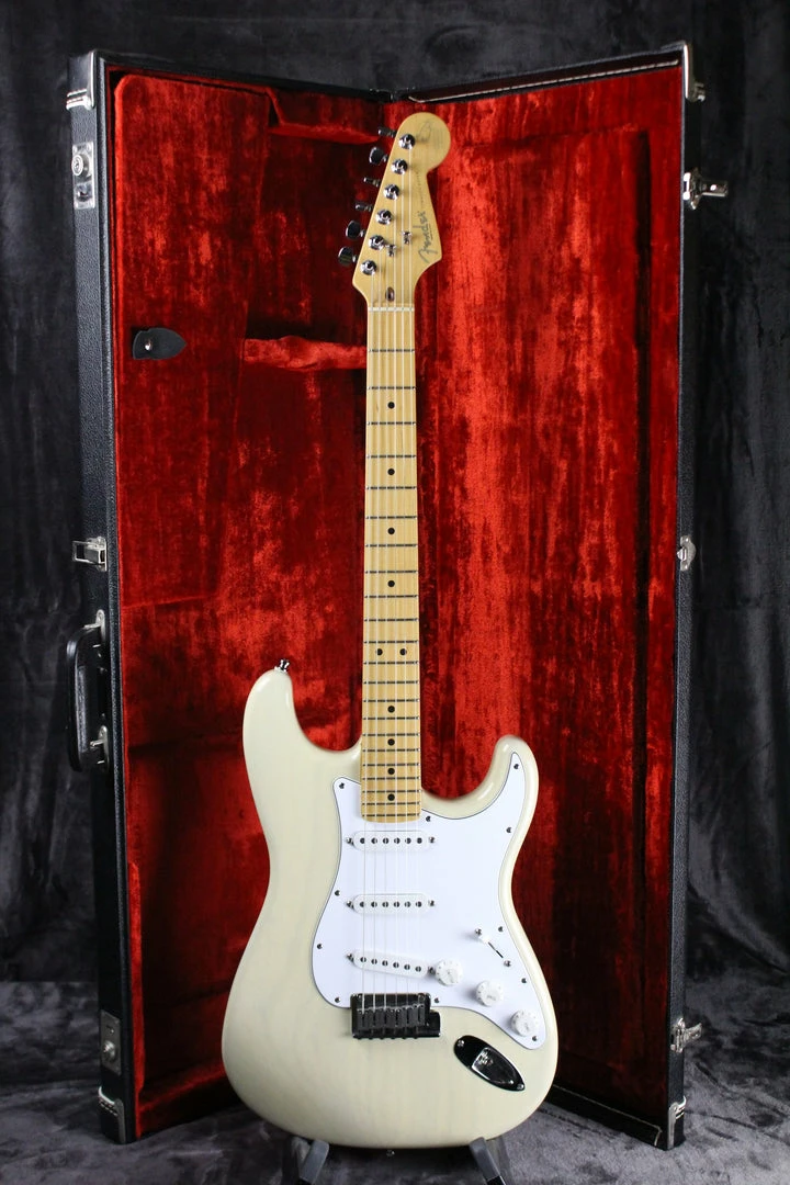 Best Pirce ๐ Electric 1999 Fender 21st Century American Standard Stratocaster โจ 8 Electric 1999 Fender 21st Century American Standard Stratocaster