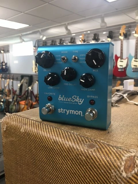 Cheap ๐ Effects Strymon Blue Sky Used ๐ 1 Effects Strymon Blue Sky Used