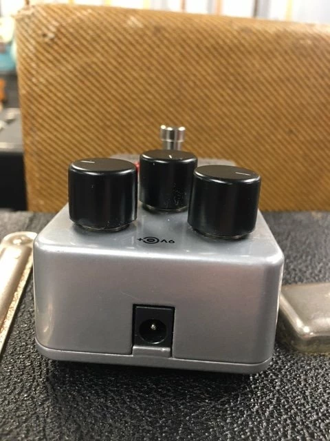 Wholesale 🎁 EHX Electro-Harmonix Triangle Big Muff Used Effects ✨ 2 EHX Electro-Harmonix Triangle Big Muff Used Effects