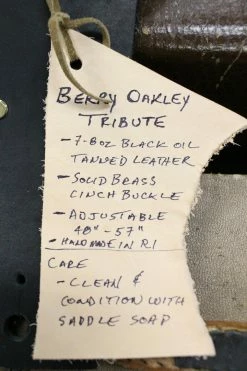 Empire Guitars Accessories Cheesecake Leather Berry Oakley Tribute Guitar Strap