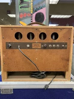 Empire Guitars Danelectro Model 132