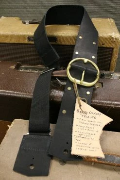 Empire Guitars Accessories Cheesecake Leather Berry Oakley Tribute Guitar Strap