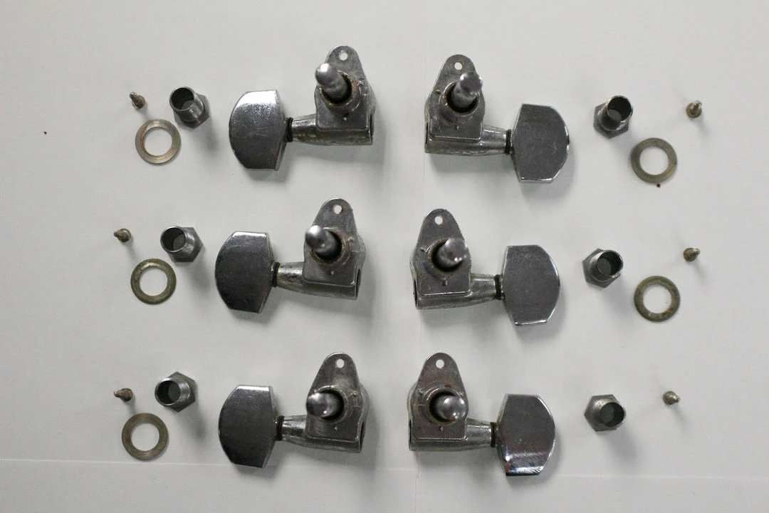 Coupon โ Empire Guitars Vintage Gibson SG Tuning Machines (Set Of 6) Used Accessories ๐ฏ 2 Empire Guitars Vintage Gibson SG Tuning Machines (Set Of 6) Used Accessories