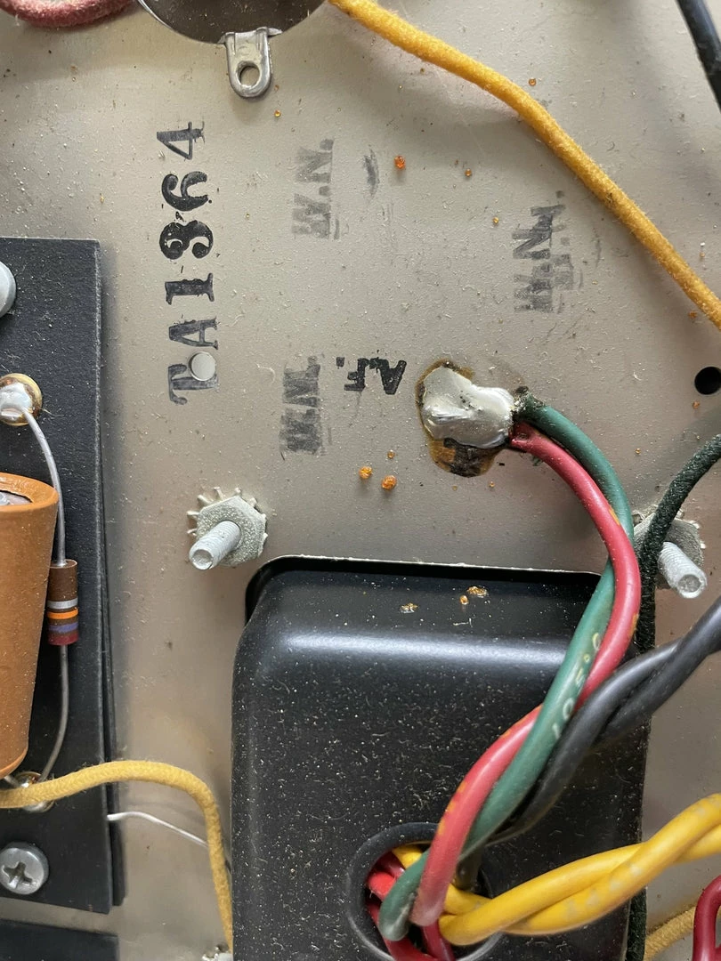 Promo 😉 Empire Guitars 1964 Fender Princeton Tuxedo 6G2 Amps ❤️ 8 Empire Guitars 1964 Fender Princeton Tuxedo 6G2 Amps