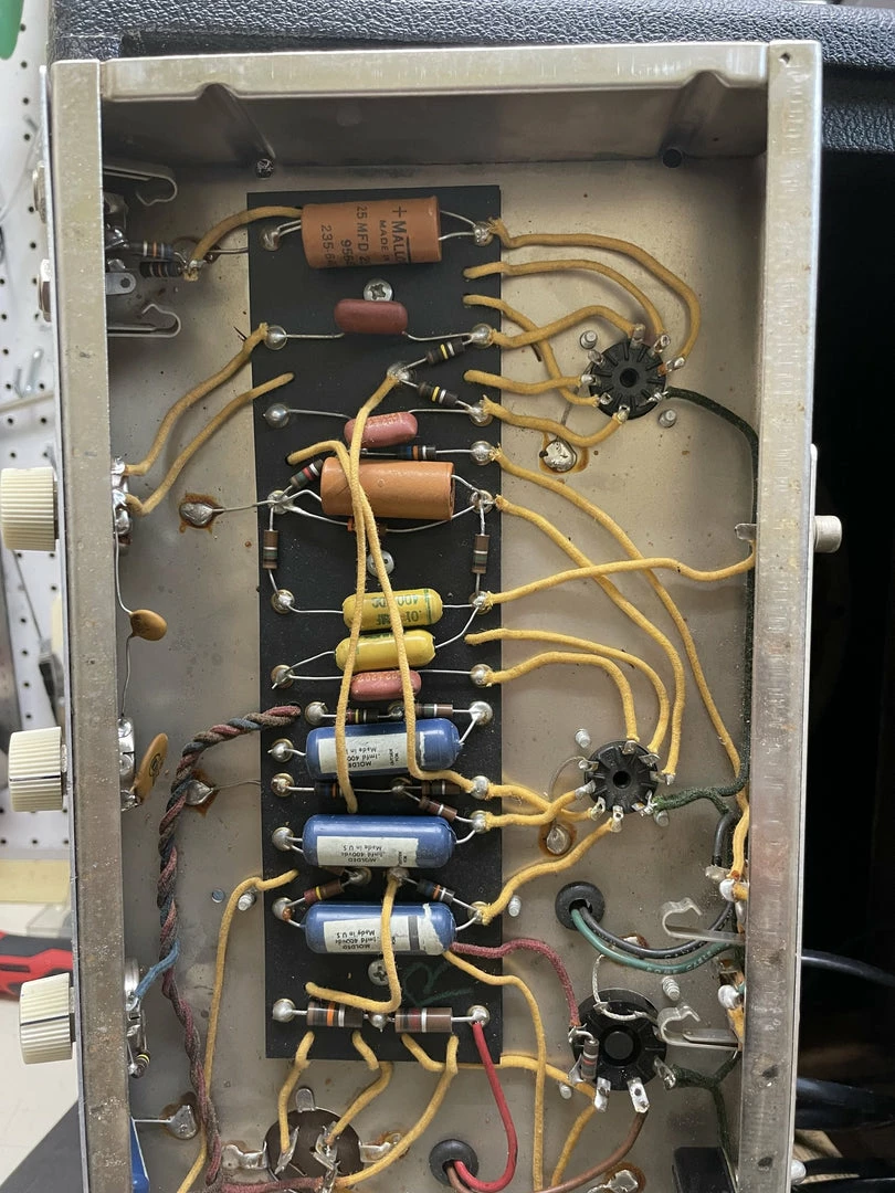 Promo 😉 Empire Guitars 1964 Fender Princeton Tuxedo 6G2 Amps ❤️ 7 Empire Guitars 1964 Fender Princeton Tuxedo 6G2 Amps