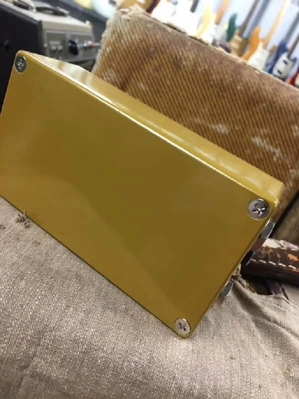 Hot Sale 😍 Empire Guitars Effects Yellowcake Fried Gold Used 🎁 2 Empire Guitars Effects Yellowcake Fried Gold Used