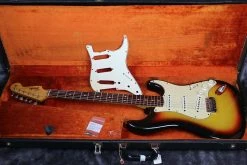 Empire Guitars 1965 Fender Stratocaster